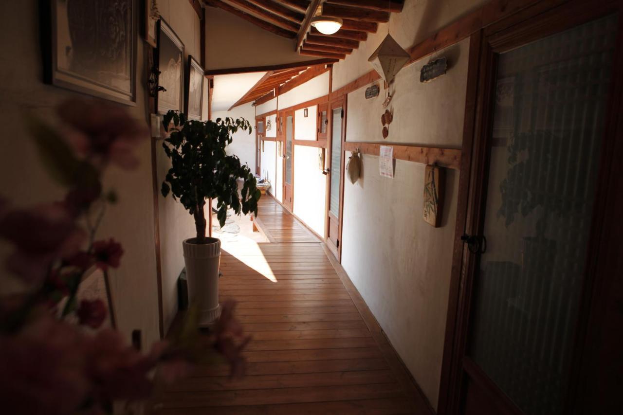 Gyeongju Guesthouse Huewon Экстерьер фото